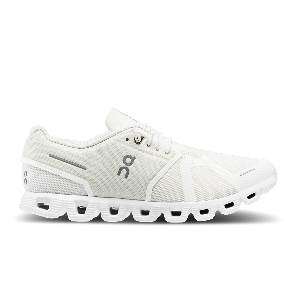 On |Men QC Cloud 5 Lifestyle Shoes Undyed-White / White | MZ95-S5QL