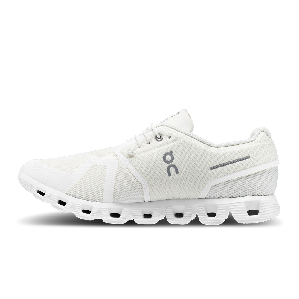 On |Men QC Cloud 5 Lifestyle Shoes Undyed-White / White | MZ95-S5QL