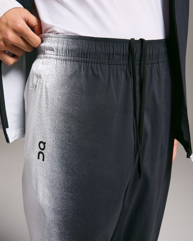 On |Men QC Court Track Pants Pants Black / White | TQ70-K8SM