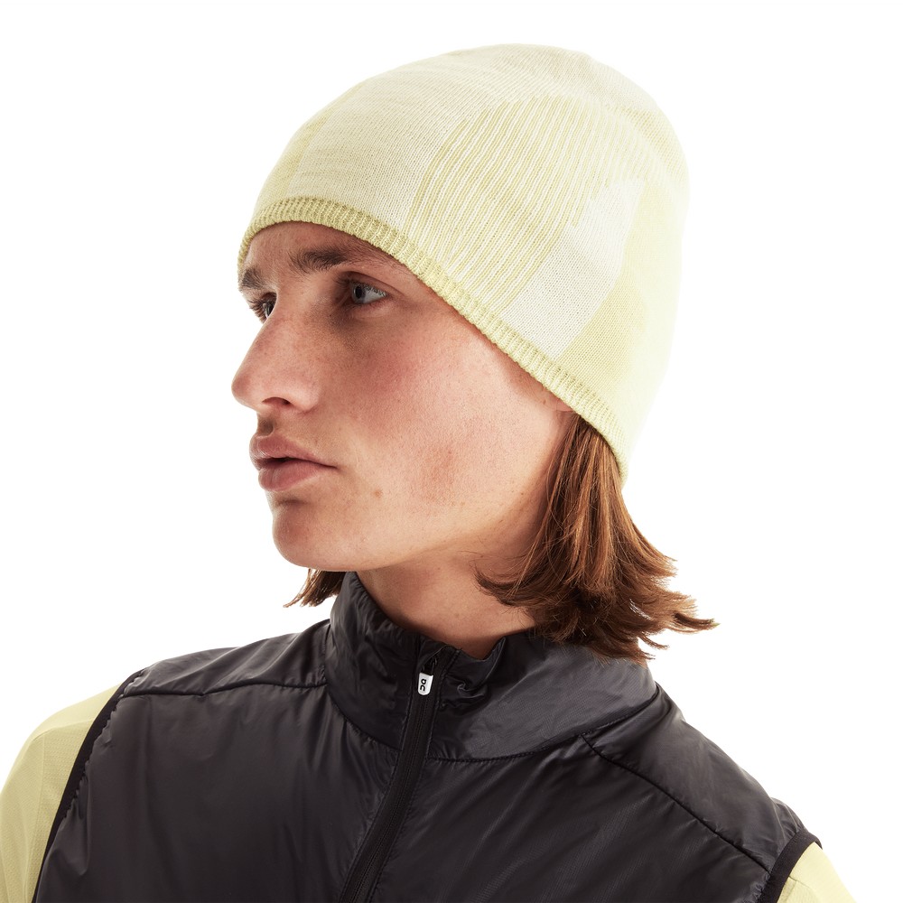 On |Men QC Explorer Merino Beanie Headwear Endive | White | JU23-U1WD