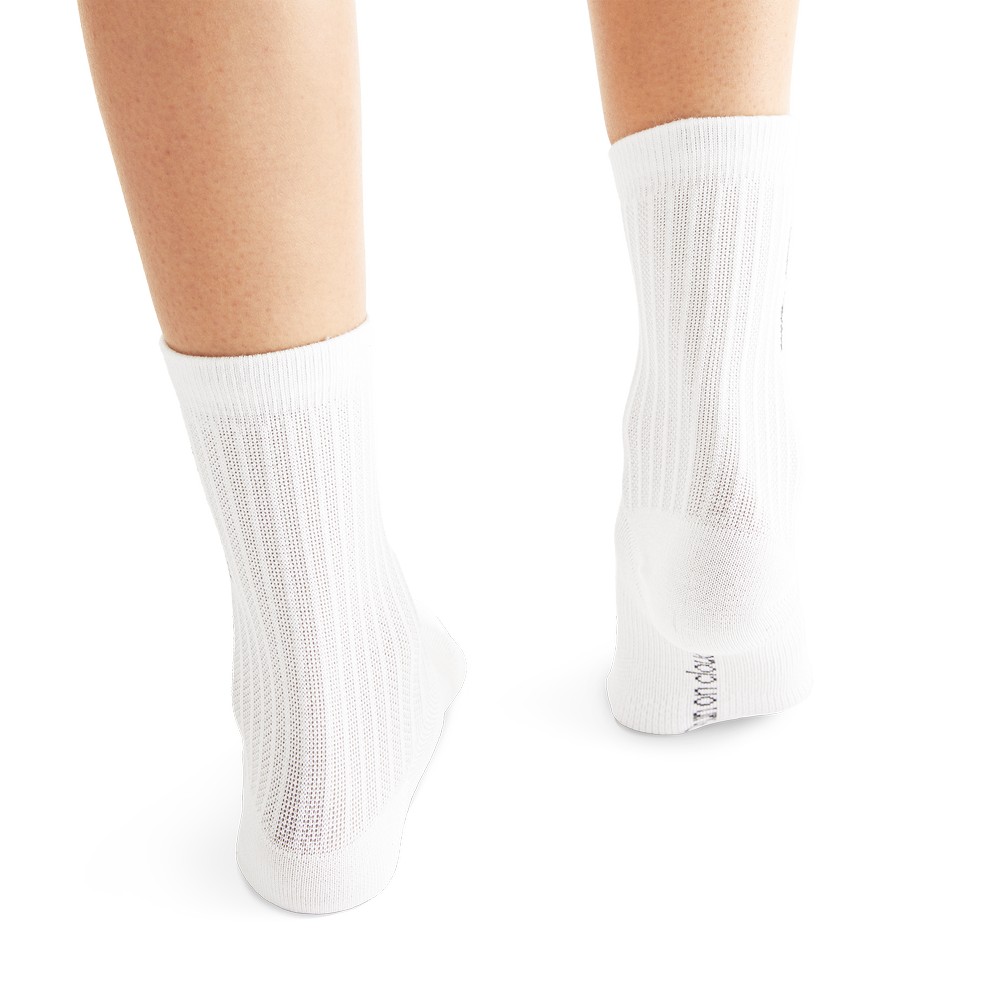 On |Men QC Logo Sock 3-Pack Socks White | UJ65-M7DI