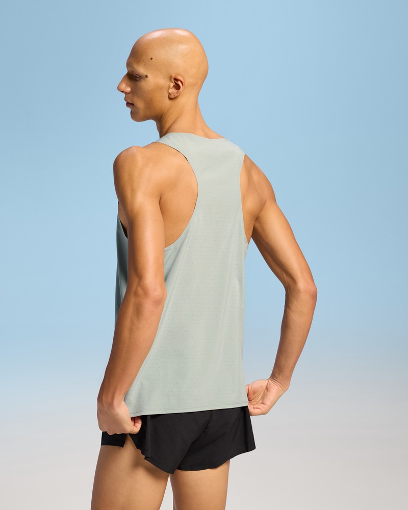 On |Men QC Race Singlet Tops and T-shirts Cobble | CP31-S5AU