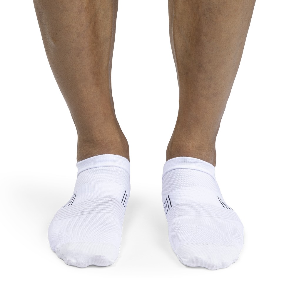 On |Men QC Ultralight Low Sock Socks White | Black | WL70-Z9WV