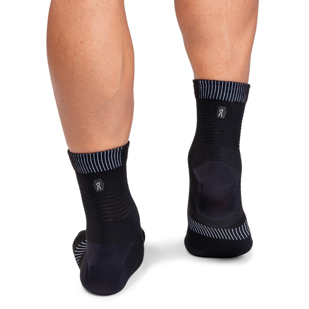 On |Men QC Ultralight Mid Sock Socks Black | White | HX51-A7XQ