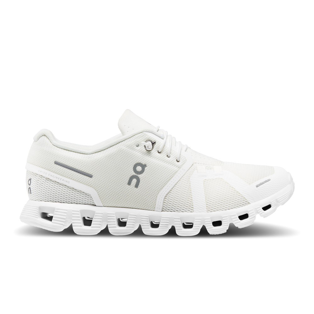 On |Women QC Cloud 5 Lifestyle Shoes Undyed-White / White | IO67-V8FA