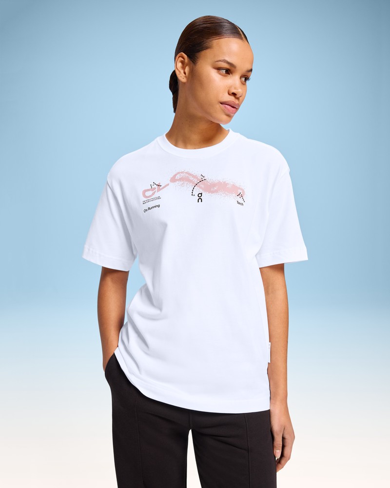 On |Women QC Club-T Cloud Tops and T-shirts White | SH46-E2EA