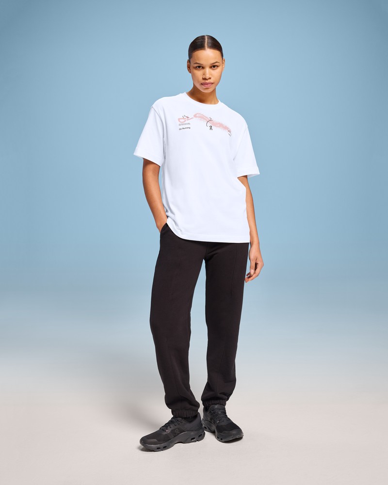 On |Women QC Club-T Cloud Tops and T-shirts White | SH46-E2EA