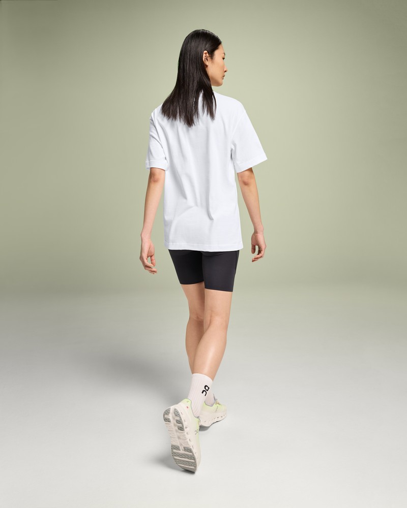 On |Women QC Club-T Flow Tops and T-shirts White | JT93-P4FA