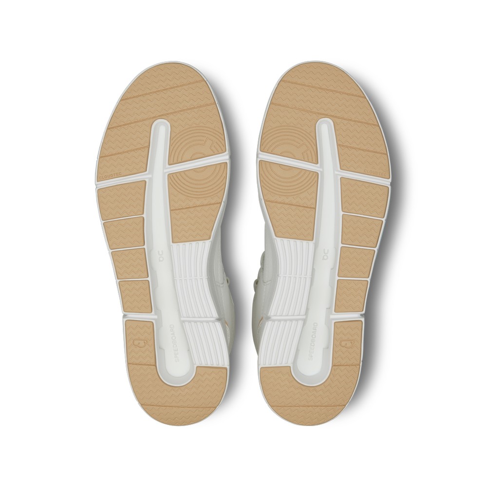 On |Women QC THE ROGER Clubhouse Mid Lifestyle Shoes White / Savannah | XX57-V5WN