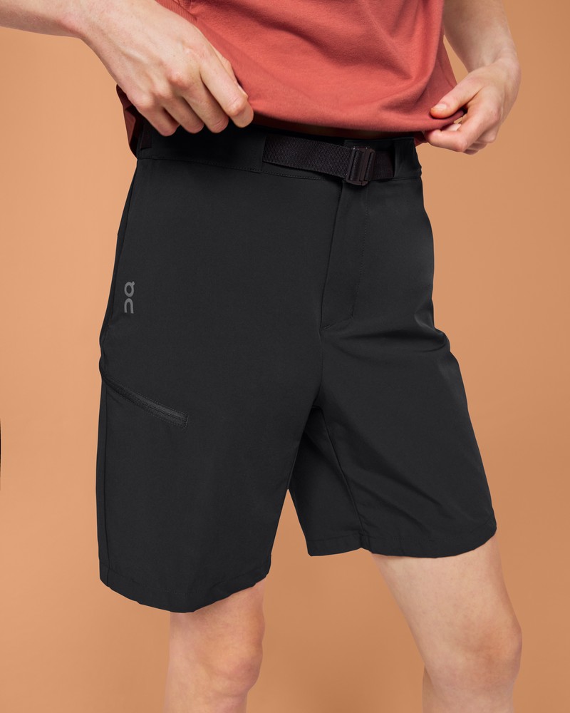 On |Women QC Trek Short Shorts Black | MY81-Y1KI